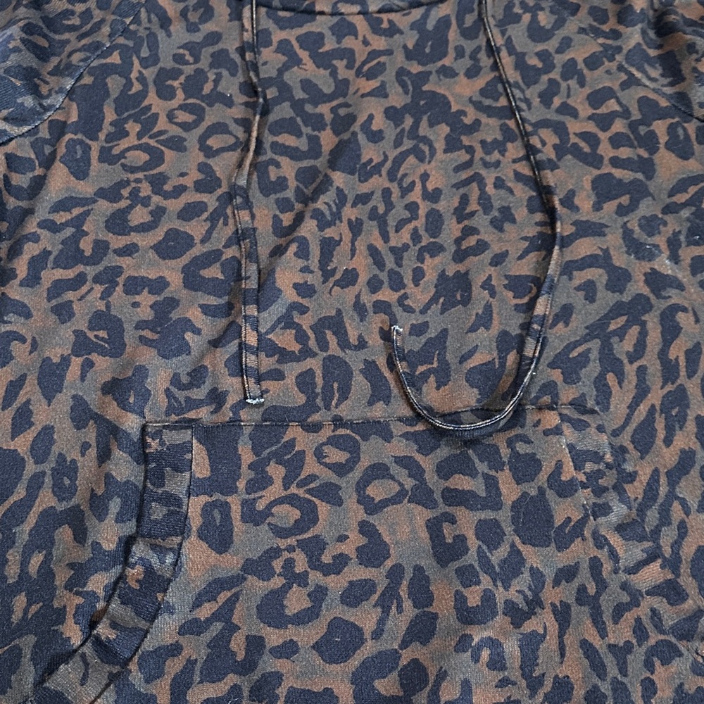 NWOT Leopard Print Hoodie - Picture 8 of 9